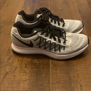 Nike Women’s Zoom Pegasus 32